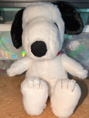 ❤️‍🔥10/$10❤️‍🔥 Kohls Snoopy Dog Plush Toy Stuffed Animal